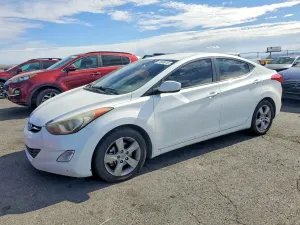 Hyundai Elantra 1.8L 4 2013