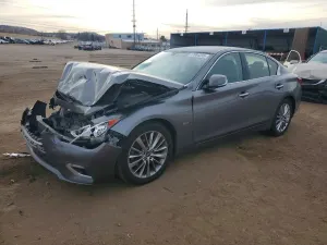 Infiniti Q50 LUXE 3.0L 6 2018