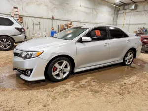 Toyota Camry 2.5L 4 2014