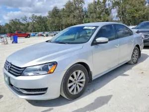 Volkswagen Passat S 2.5L 5 2014