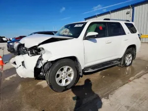 Toyota 4Runner SR5 4.0L 6 2019