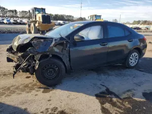Toyota Corolla L 1.8L 4 2018