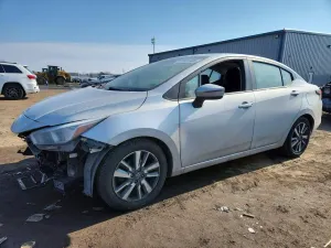 Nissan Versa SV 1.6L 4 2021