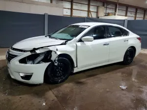 Nissan Altima 2.5L 4 2015