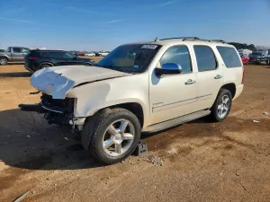 Chevrolet Tahoe C1500 LTZ 5.3L 8 2012