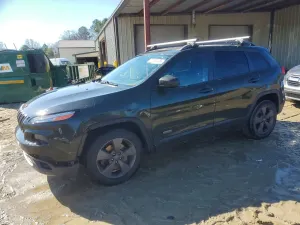 Jeep Cherokee LATITUDE 2.4L 4 2017