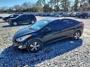 Hyundai Elantra GLS 1.8L 4 2013