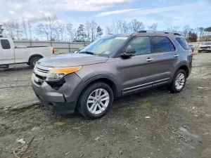 Ford Explorer XLT 3.5L 6 2011