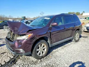 Toyota Highlander BASE 2.7L 4 2011