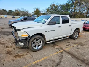 Dodge RAM ST 5.7L 8 2012