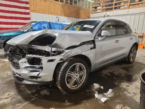 Porsche Macan 2.0L 4 2021