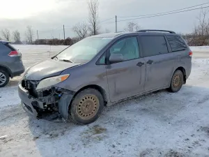 Toyota Sienna 3.5L 6 2013