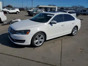 Volkswagen Passat SE 1.8L 4 2014