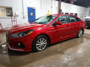 Hyundai Sonata SE 2.4L 4 2019