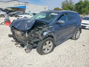 Kia Sportage BASE 2.4L 4 2013
