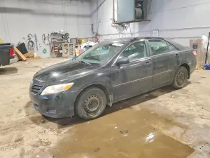 Toyota Camry BASE 2.5L 4 2011