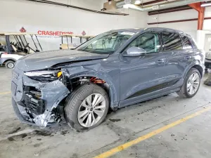 Audi Q6 e-tron PREMIUM 2025