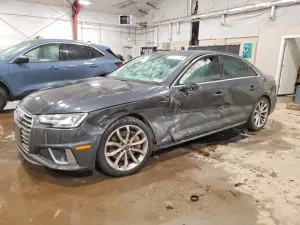 Audi A4 PREMIUM PLUS 2.0L 4 2019