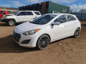 Hyundai Elantra 2.0L 4 2017