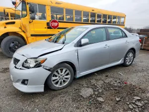 Toyota Corolla BASE 1.8L 4 2010