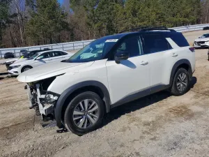 Nissan Pathfinder SL 3.5L 6 2022