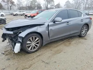 Infiniti Q50 3.0L 6 2021