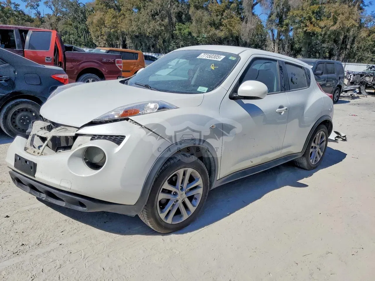 Nissan Juke S 1.6L 4 2013