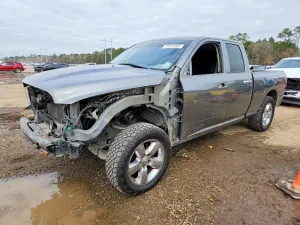 Dodge RAM ST 5.7L 8 2012
