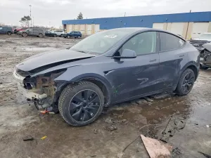 Tesla Model Y 2023