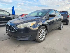 Ford Focus SE 2.0L 4 2015