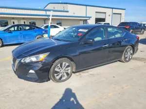 Nissan Altima S 2.5L 4 2020