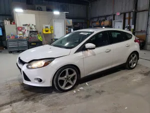 Ford Focus TITANIUM 2.0L 4 2012
