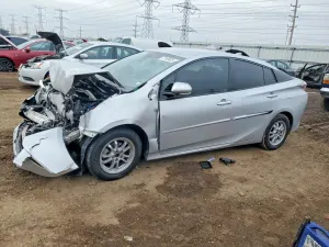 Toyota Prius 1.8L 4 2016