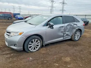 Toyota Venza LE 2.7L 4 2015