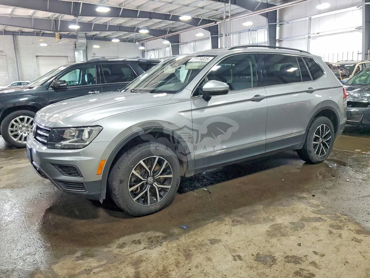 Volkswagen Tiguan SE 2.0L 4 2021