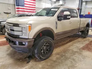 Ford F-350 SUPER DUTY 6.7L 8 2017