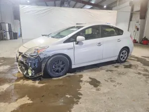 Toyota Prius 1.8L 4 2012