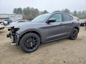 Alfa Romeo Stelvio 2.0L 4 2019