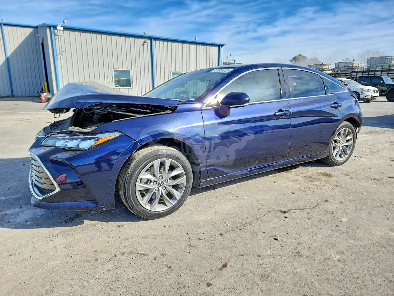 Toyota Avalon XLE 2.5L 4 2022