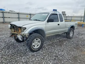 Toyota Tacoma XTRACAB 2.7L 4 2001