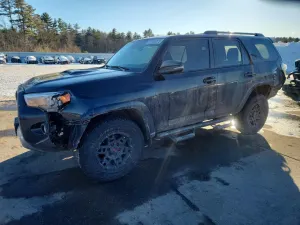 Toyota 4Runner SE 4.0L 6 2023