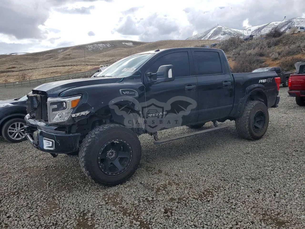 Nissan Titan SV 5.6L 8 2017