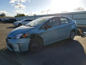 Toyota Prius 1.8L 4 2013