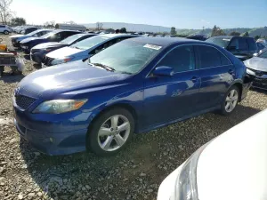 Toyota Camry BASE 2.5L 4 2011