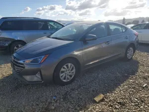 Hyundai Elantra SE 2.0L 4 2019