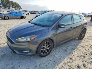 Ford Focus SEL 2.0L 4 2017
