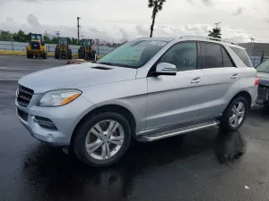 Mercedes-Benz ML 350 3.5L 6 2015