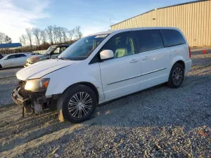 Chrysler Town & Country S 3.6L 6 2014