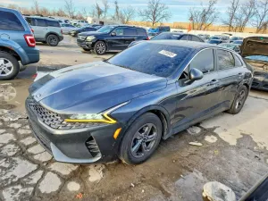 Kia K5 LXS 1.6L 4 2021
