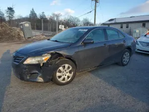 Toyota Camry BASE 2.5L 4 2011